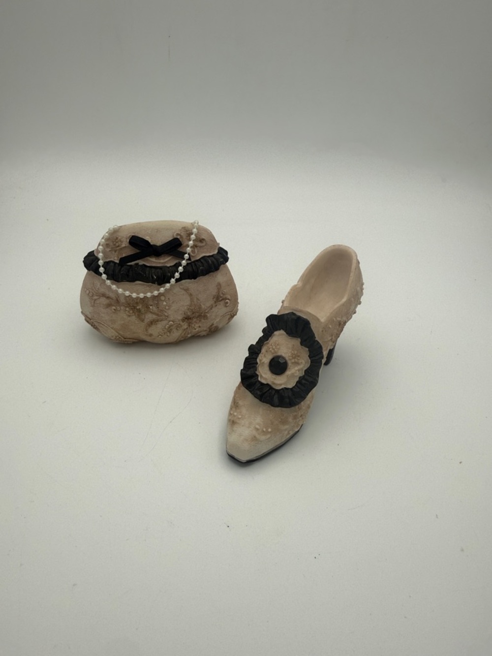Miniature shoe collection shoe w/ purse beige / black decor Greenbrier